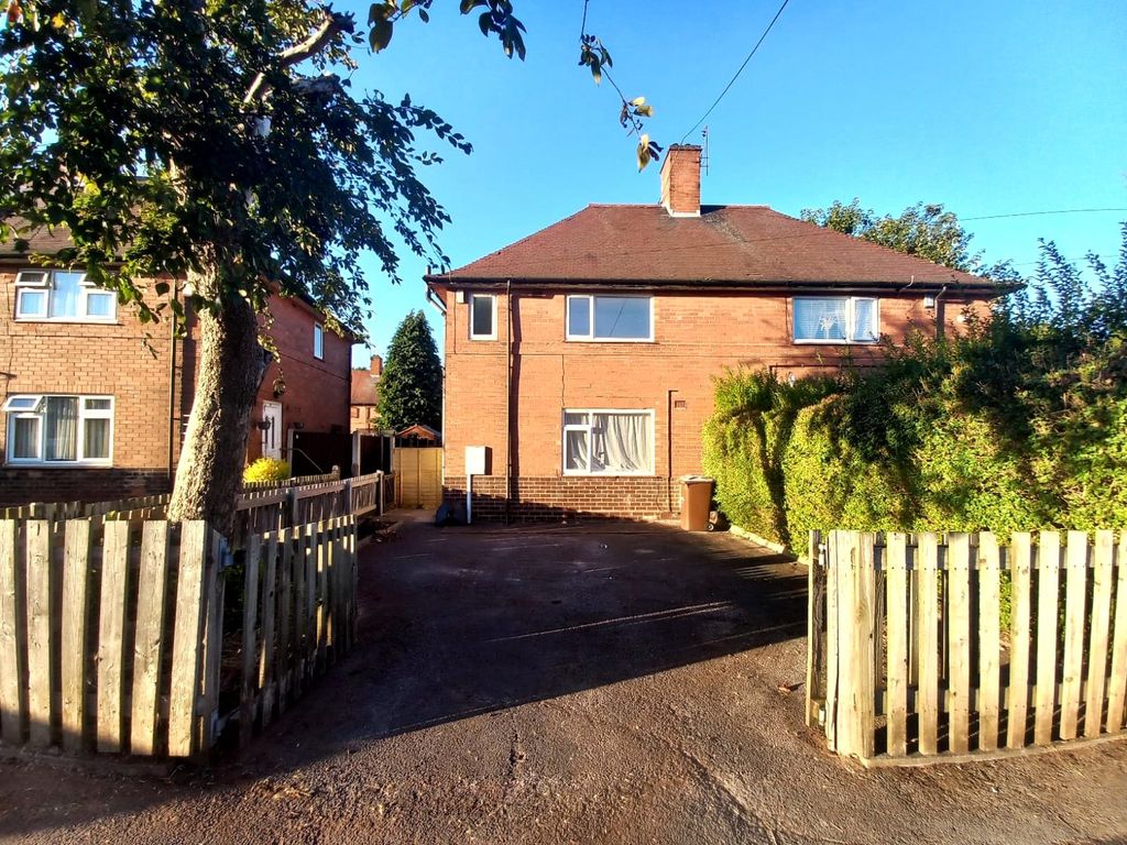 3 bed semidetached house for sale in Beckley Road, Nottingham