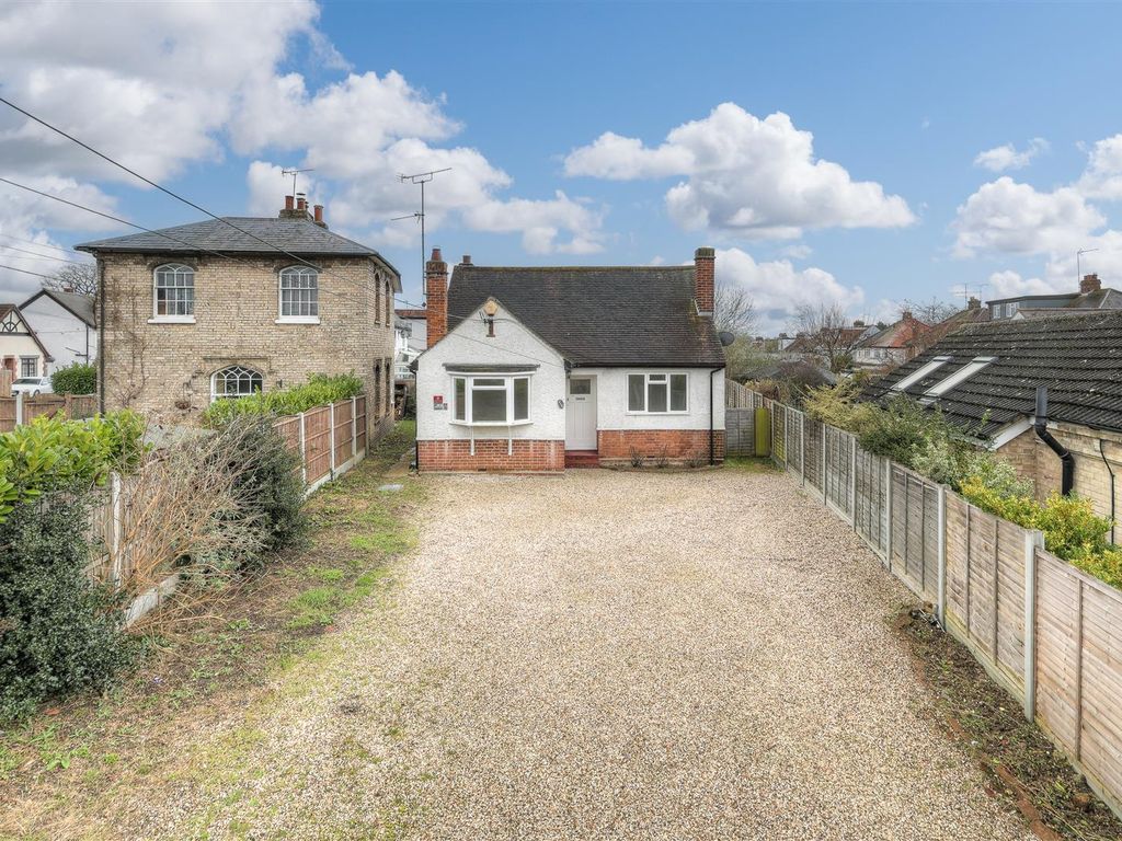 2 bed bungalow for sale in Broomfield Road, Broomfield, Chelmsford CM1