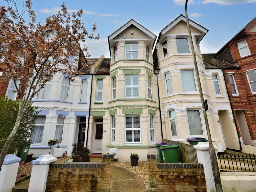 3 bed terraced house for sale in Chart Road, Folkestone CT19 Zoopla