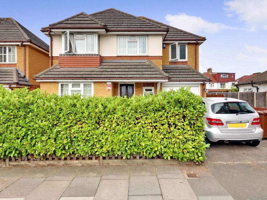 5 bed detached house for sale in Charlton Road, Harrow HA3 Zoopla