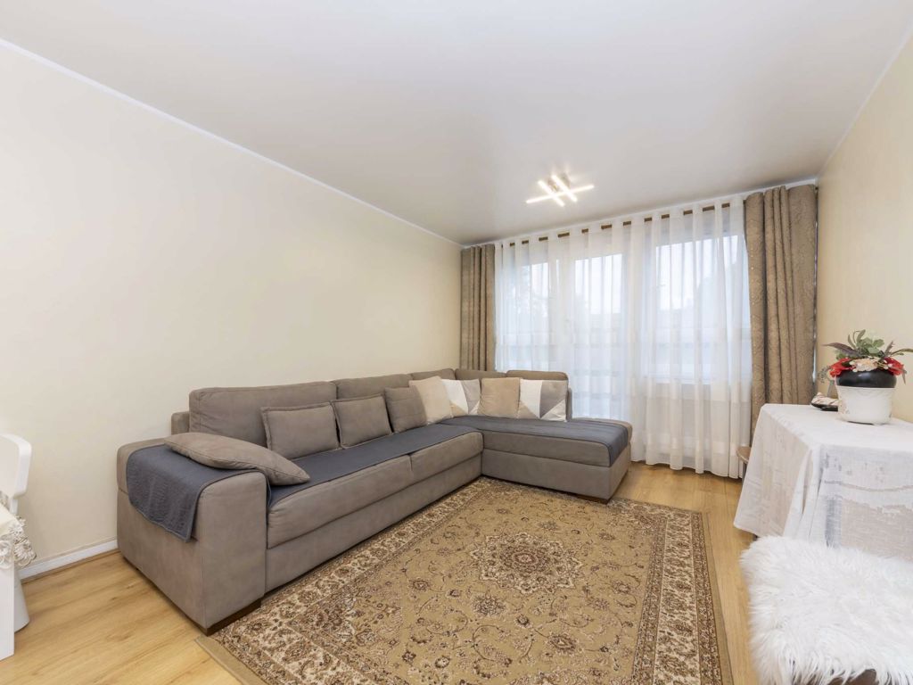 Carnoustie Drive, London N1