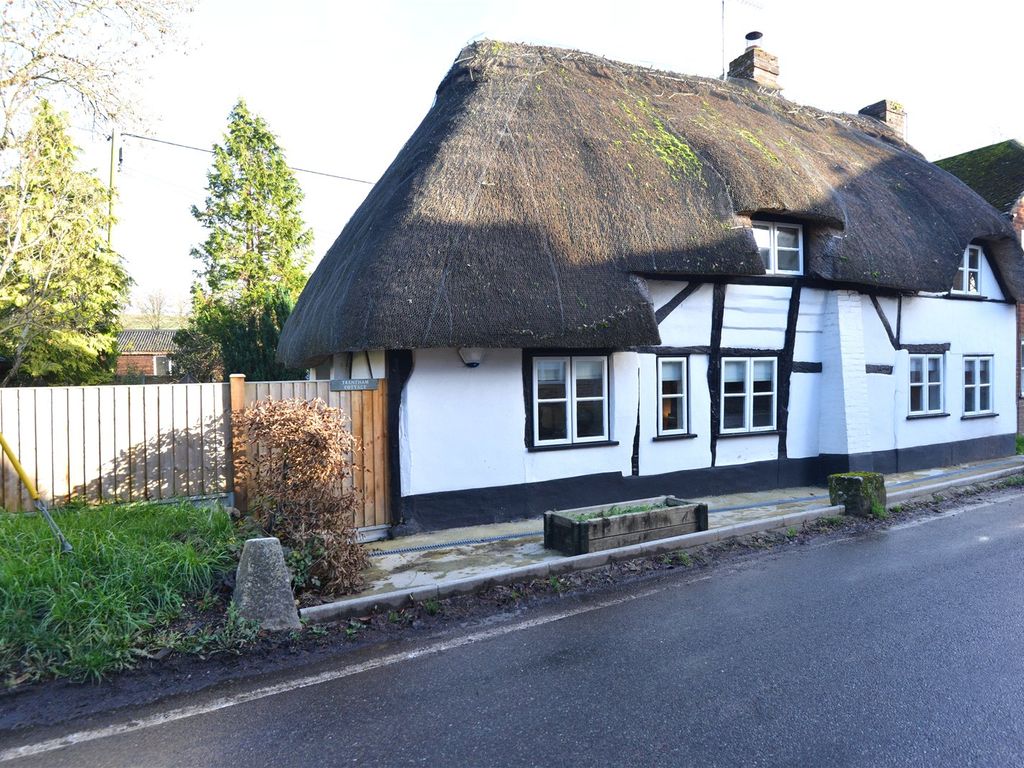 2 bed country house for sale in Rockbourne, Fordingbridge, Hampshire