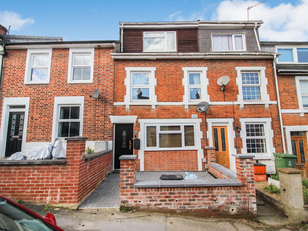 Room to rent in Belle Vue Road, Old Town, Swindon SN1 Zoopla