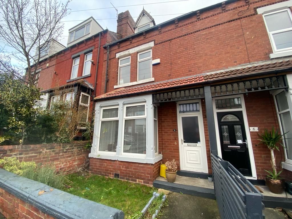 4 bed property to rent in Landseer Grove, Bramley, Leeds LS13, £1,100 pcm Zoopla