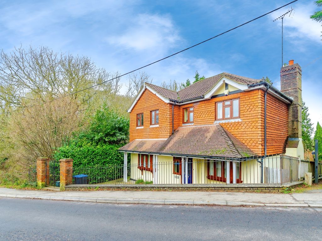 4 bed detached house for sale in Ship Hill, Tatsfield, Westerham