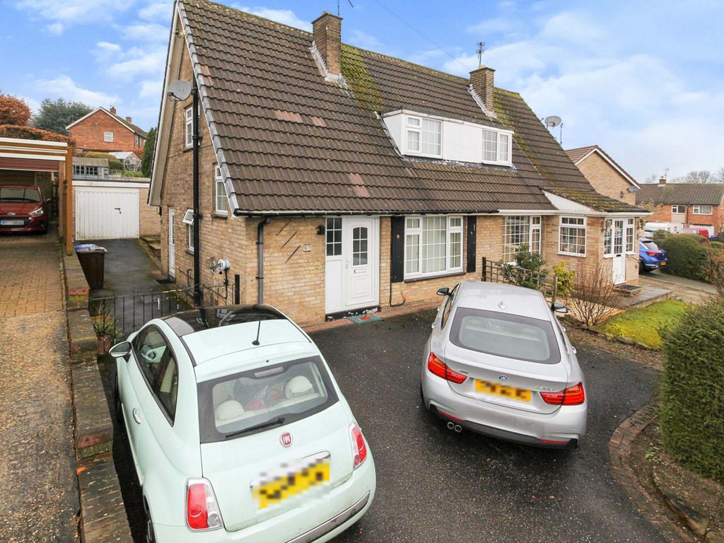 3 bed semidetached house for sale in Barnes Hall Road, Burncross