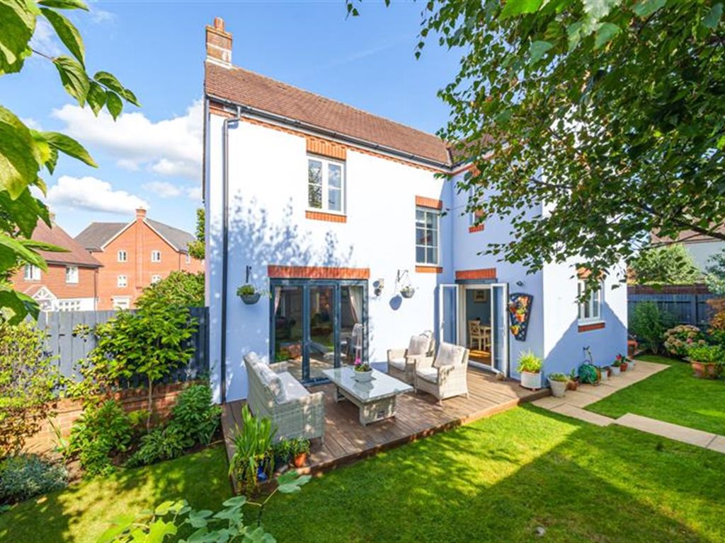 4 bed detached house for sale in 15 Collingwood Way, Petersfield