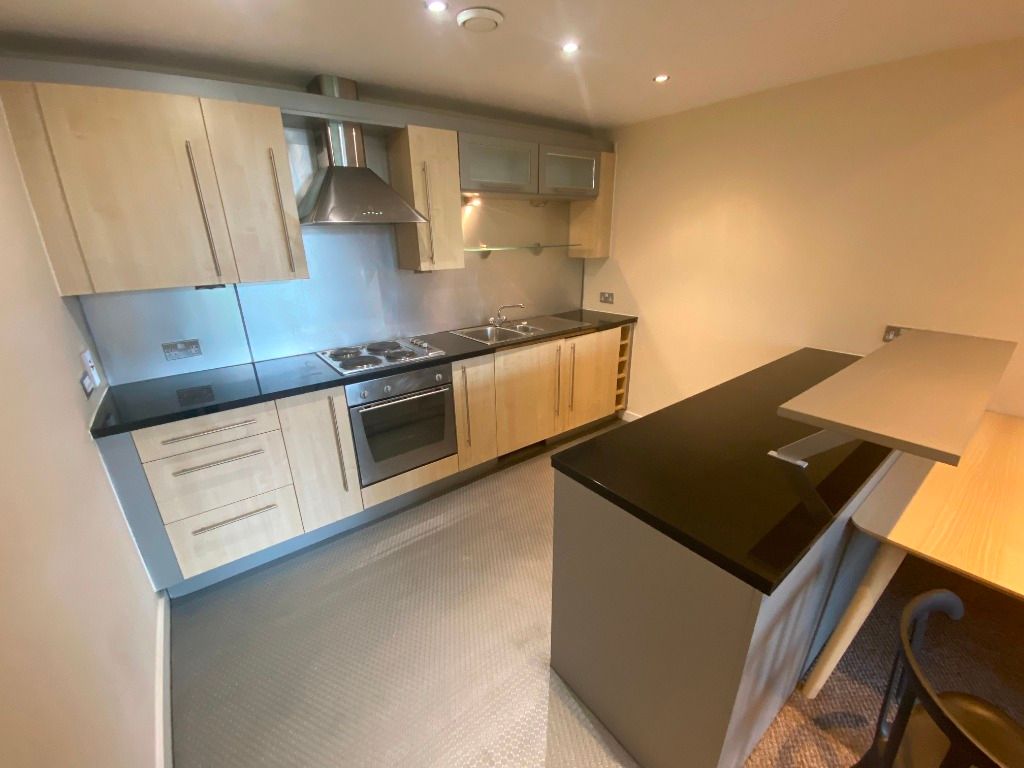 2 bed flat to rent in Pall Mall, City Centre, Liverpool L3 Zoopla