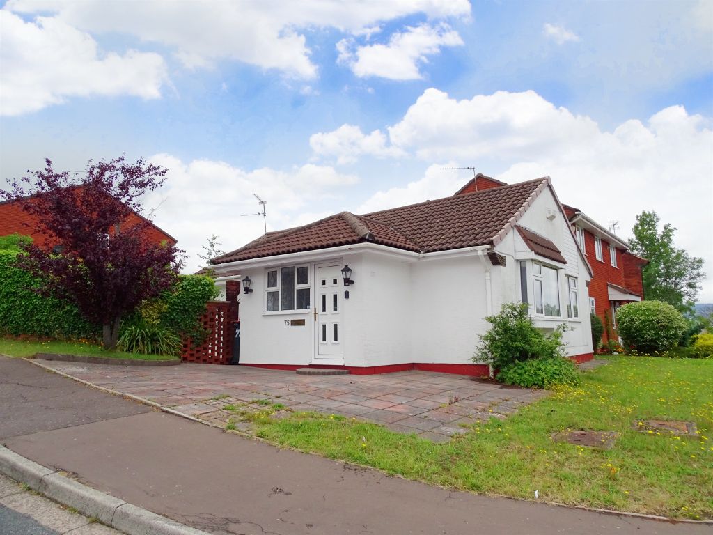 2 bed detached bungalow for sale in CwmCwddy Drive, Bassaleg, Newport