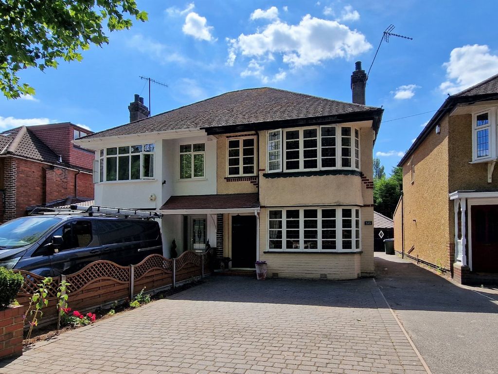 3 bed semidetached house for sale in Holyhead Road, Allesley, Coventry