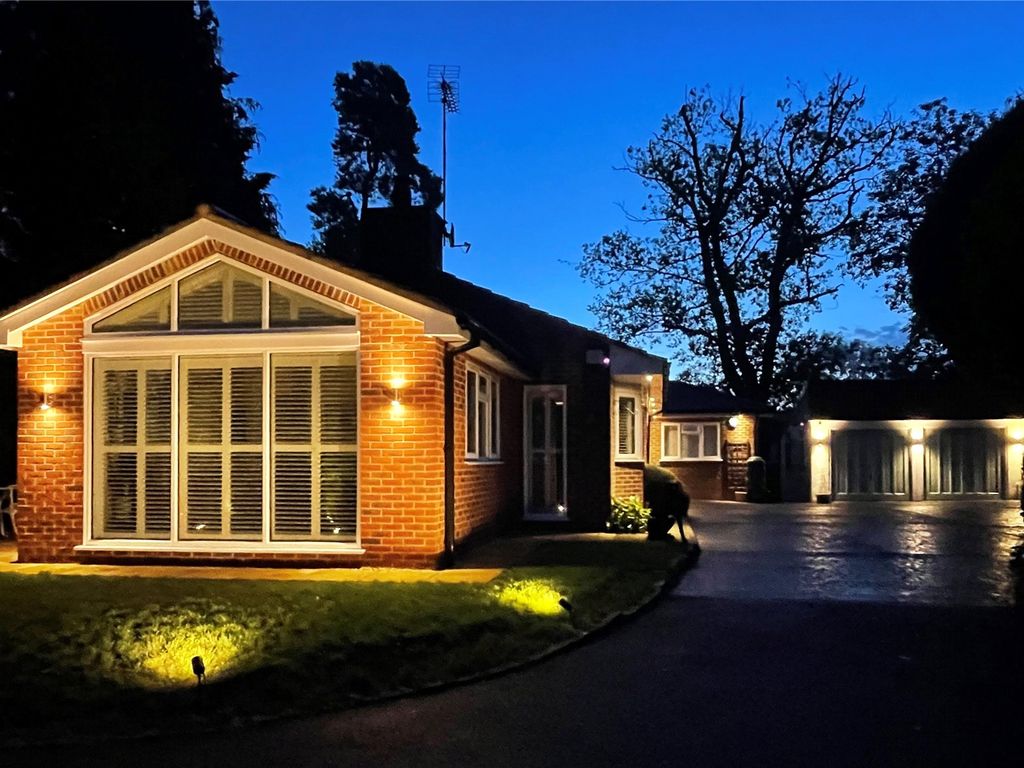 3 bed bungalow for sale in Vicarage Hill, Farnham, Surrey GU9, £900,000