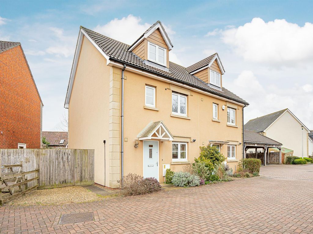 4 bed semidetached house for sale in Moor Gate, Portishead, Bristol