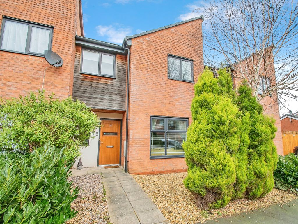 3 bed town house for sale in Oxford Street, Bury, Greater Manchester