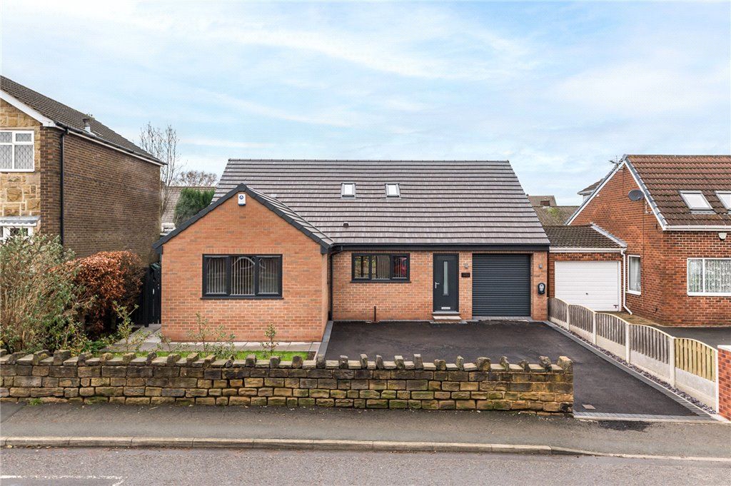 5 bed detached house for sale in Westerton Road, Tingley, Wakefield