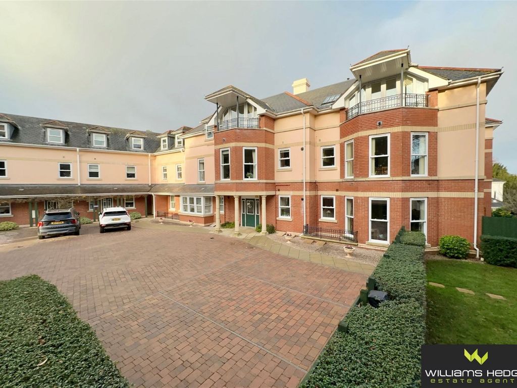 2 bed flat for sale in Roundham Road, Paignton TQ4, £300,000 Zoopla