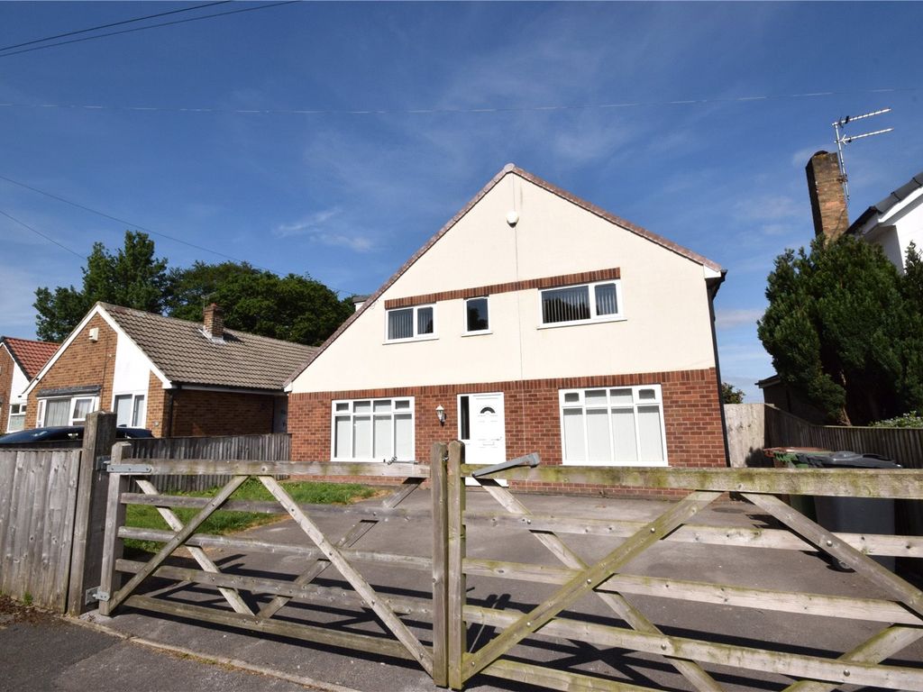 4 bed detached house to rent in Woodhall Croft, Stanningley, Pudsey