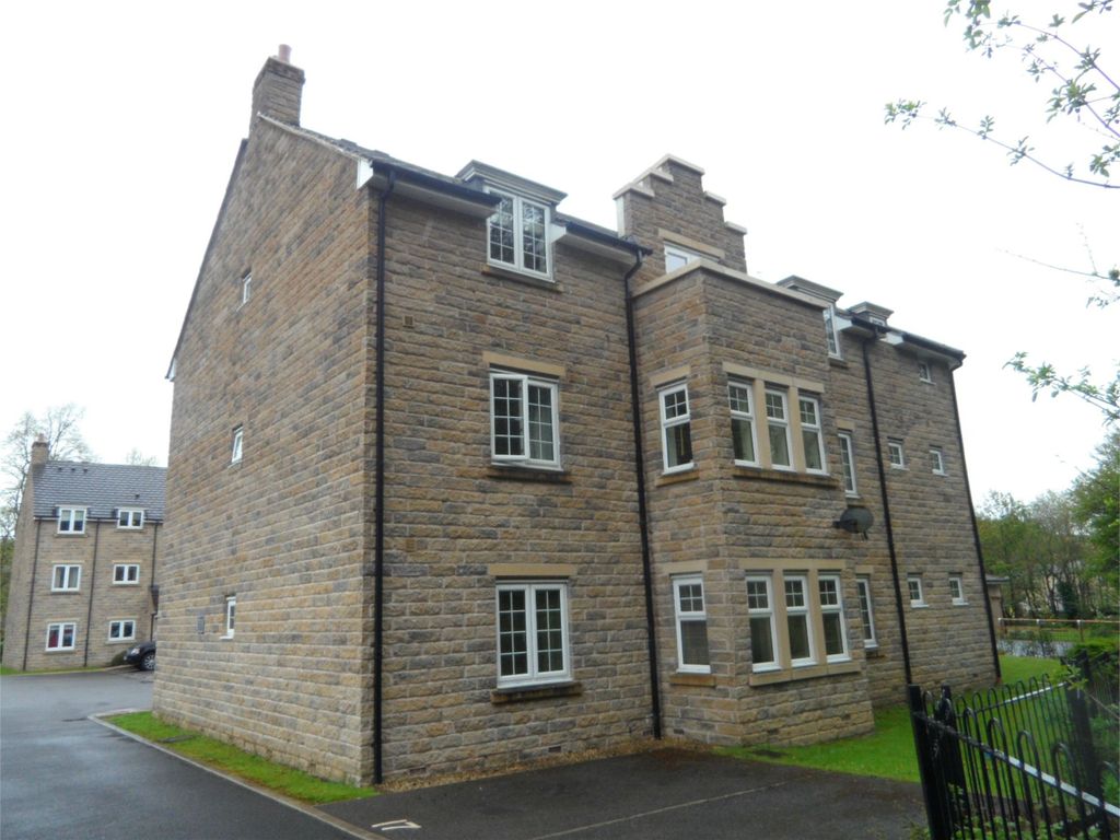 2 bed flat to rent in Empire Court, Bailiff Bridge, Brighouse, West