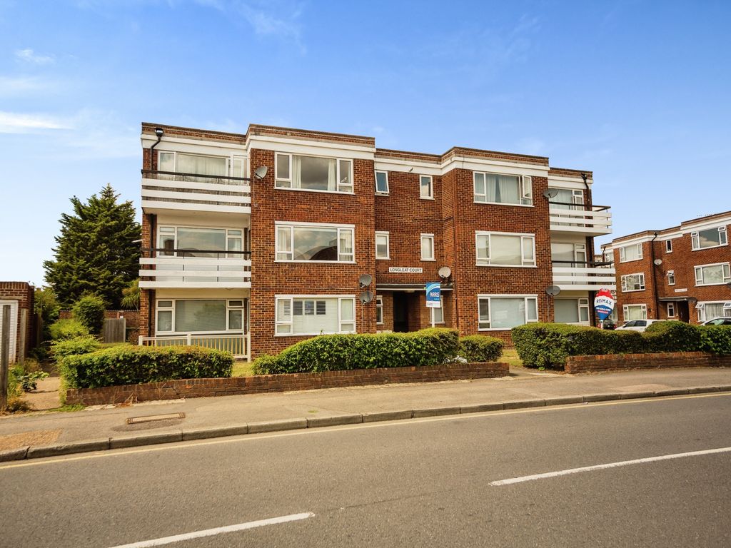 2 bed flat for sale in Upton Road, Bexleyheath DA6, £270,000 Zoopla