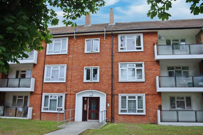 2 bed flat for sale in Dabbs Hill Lane, Northolt UB5 Zoopla