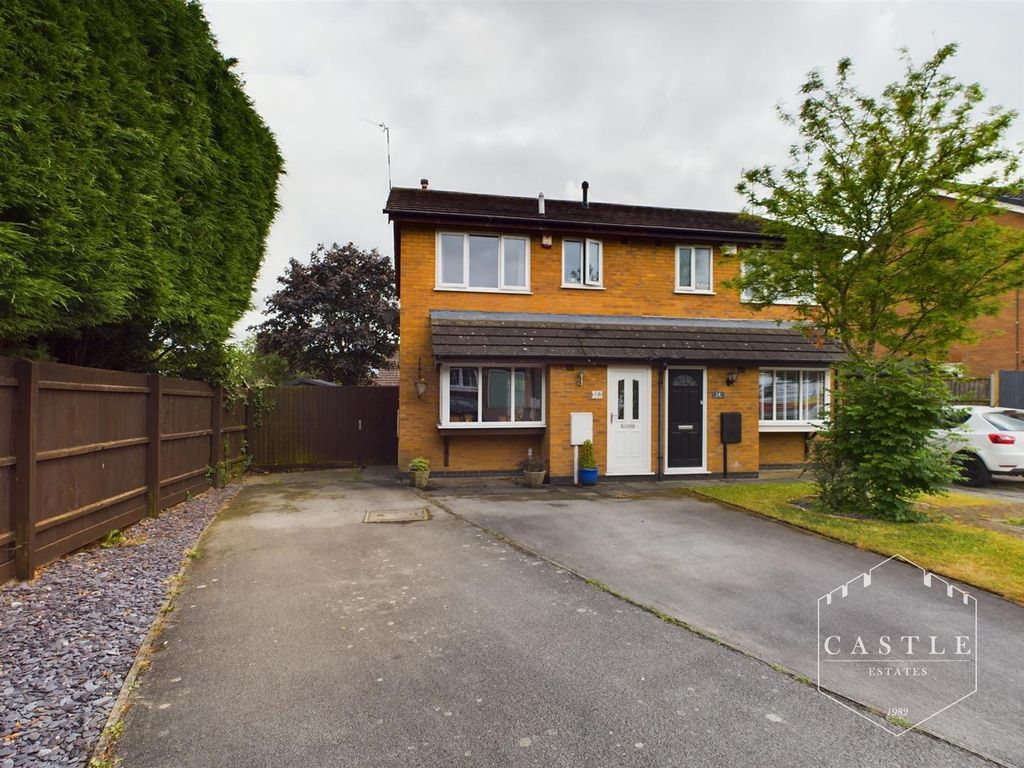 3 bed semidetached house for sale in Hill Close, Stoney Stanton