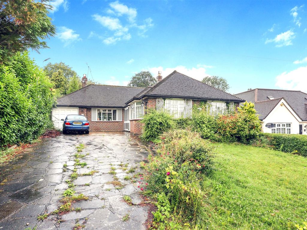 5 bed detached bungalow for sale in Hillside, Banstead SM7, £750,000