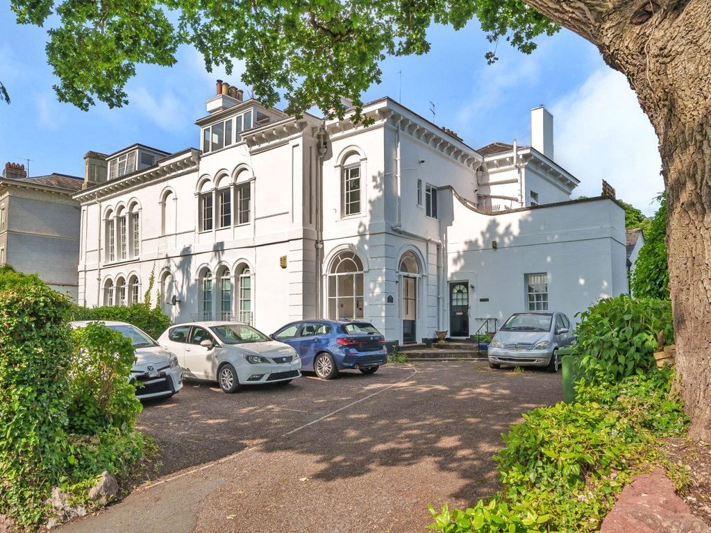 2 bed flat for sale in Victoria Park Road, St. Leonards, Exeter EX2