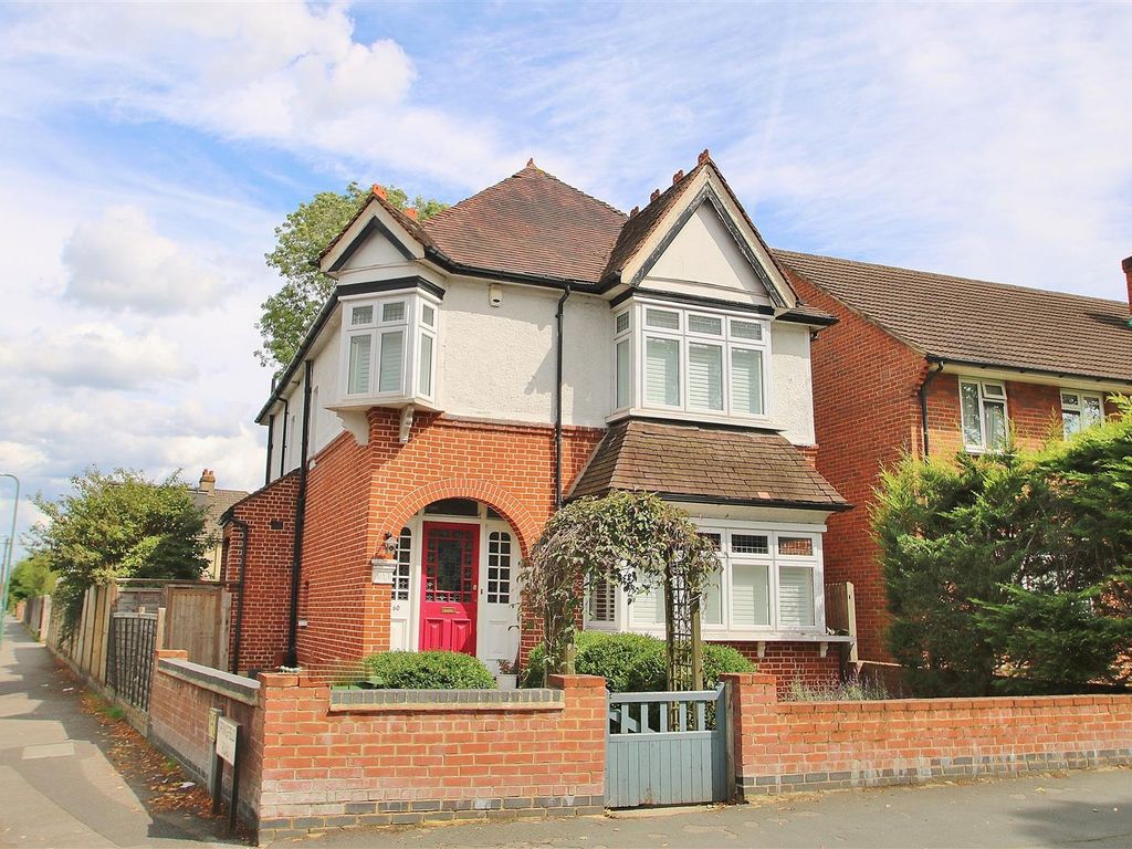 4 bed detached house for sale in Park Lane, Wallington SM6, £850,000