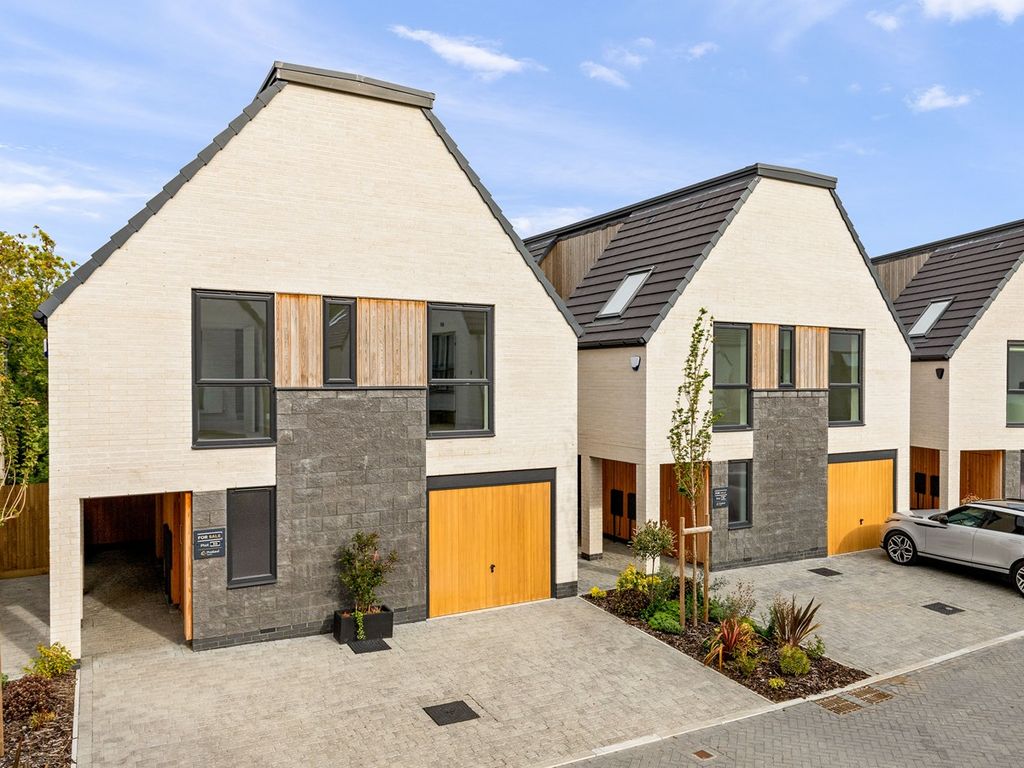 New home, 4 bed detached house for sale in Canterbury Road, Lydden