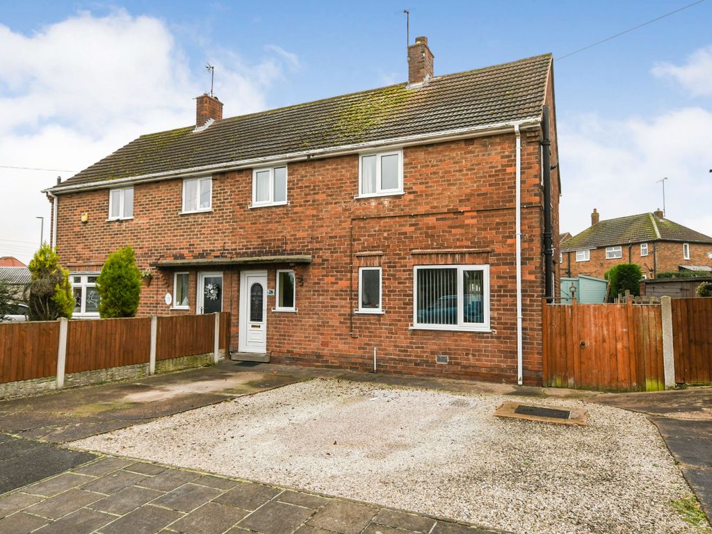 3 bed semidetached house for sale in Sycamore Road, Mansfield