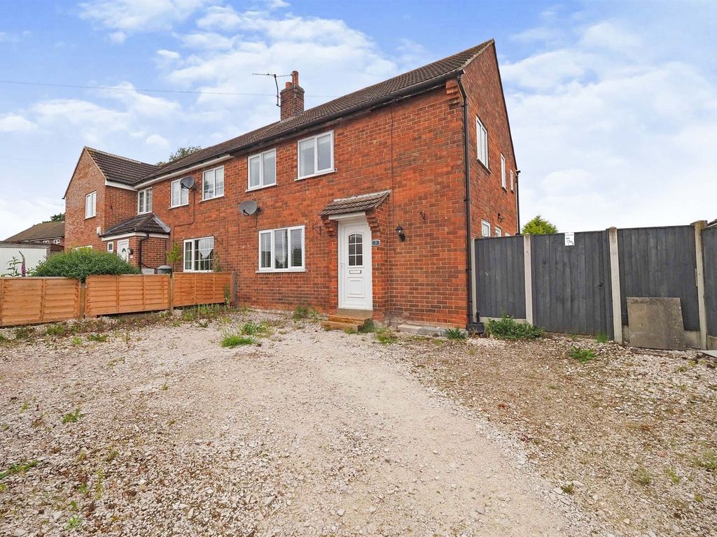 3 bed semidetached house for sale in Hawthorn Crescent, Findern, Derby