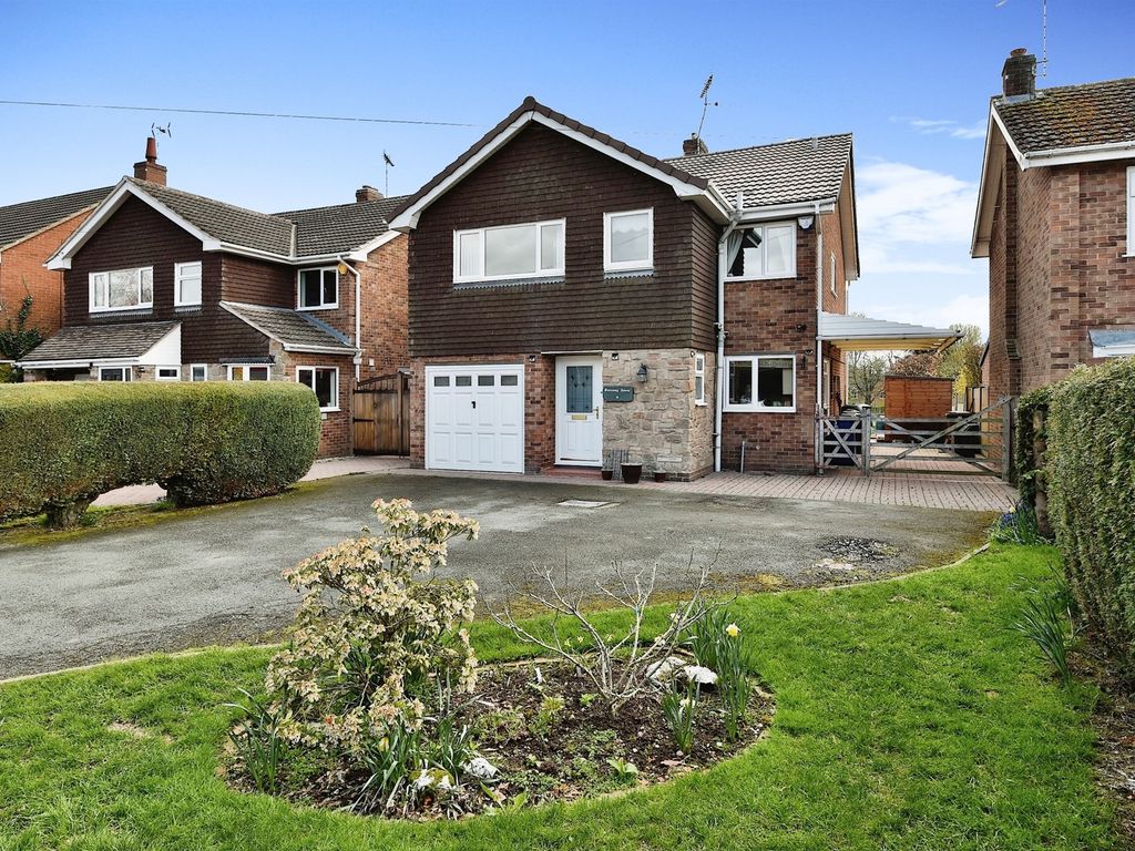 4 bed detached house for sale in Jacks Lane, Marchington, Uttoxeter