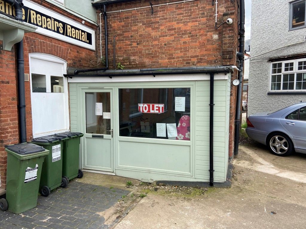 Retail premises to let in 20C Lutterworth Road, Blaby, Leicester, Leicestershire LE8 Zoopla