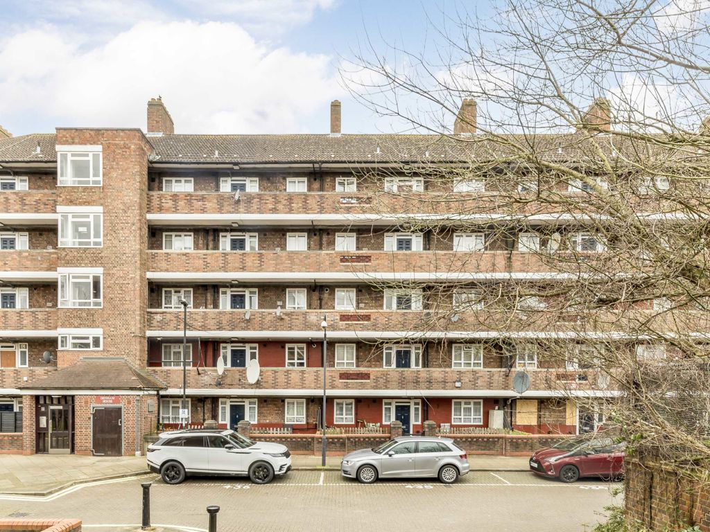 2 bed flat for sale in White City Estate, London W12, £375,000 Zoopla