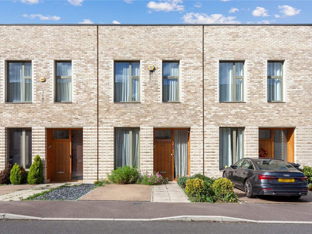 3 bed terraced house for sale in Camborne Road, Edgware HA8 Zoopla