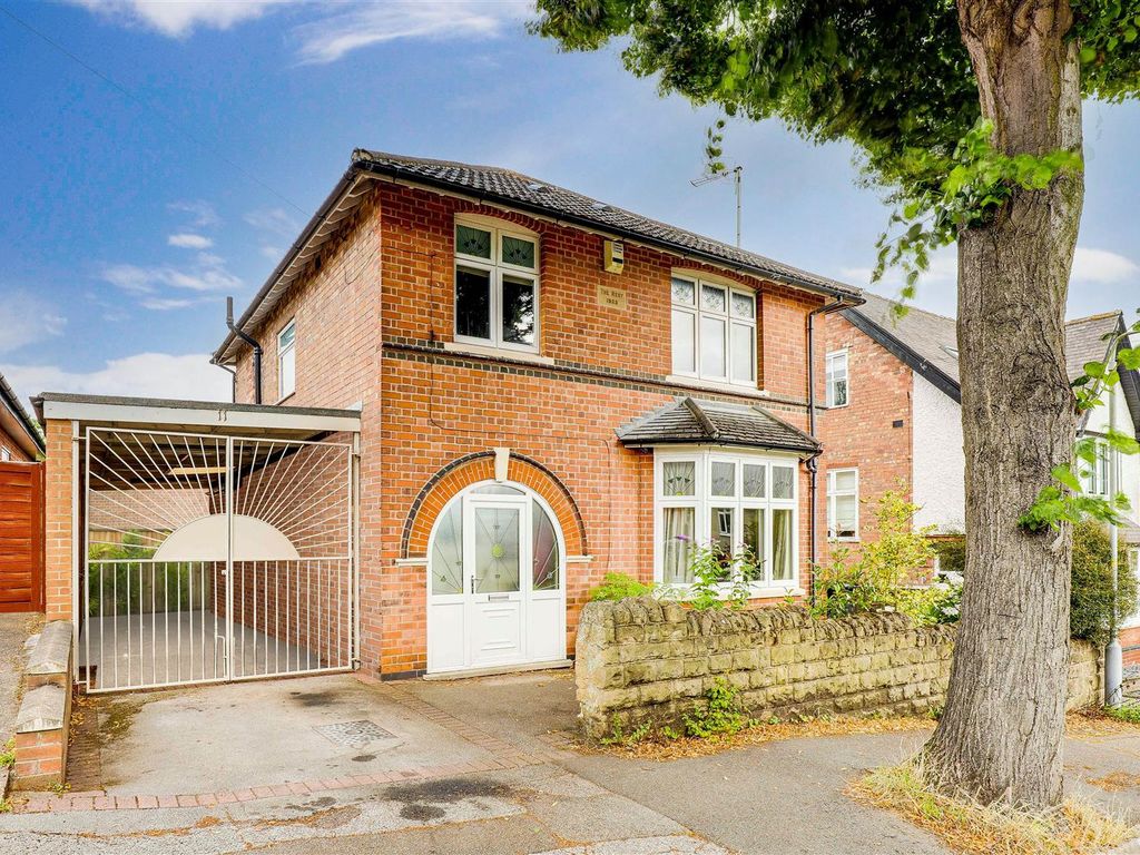 3 bed detached house for sale in Buckingham Road, Woodthorpe