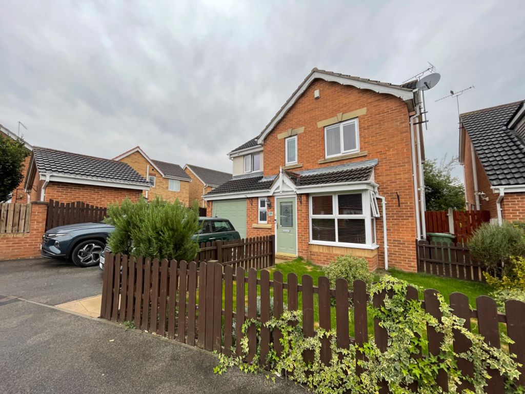 4 bed detached house for sale in Lakeside Park, Normanton WF6 Zoopla