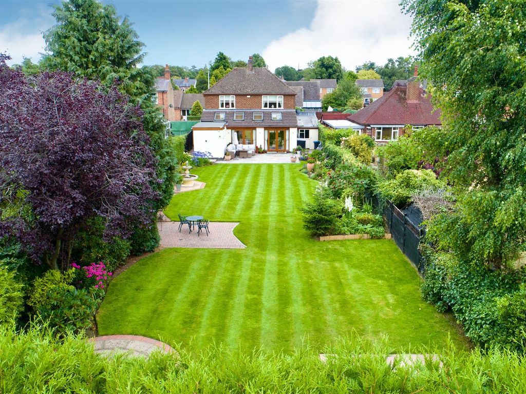 3 bed detached house for sale in New Street, Queniborough, Leicester