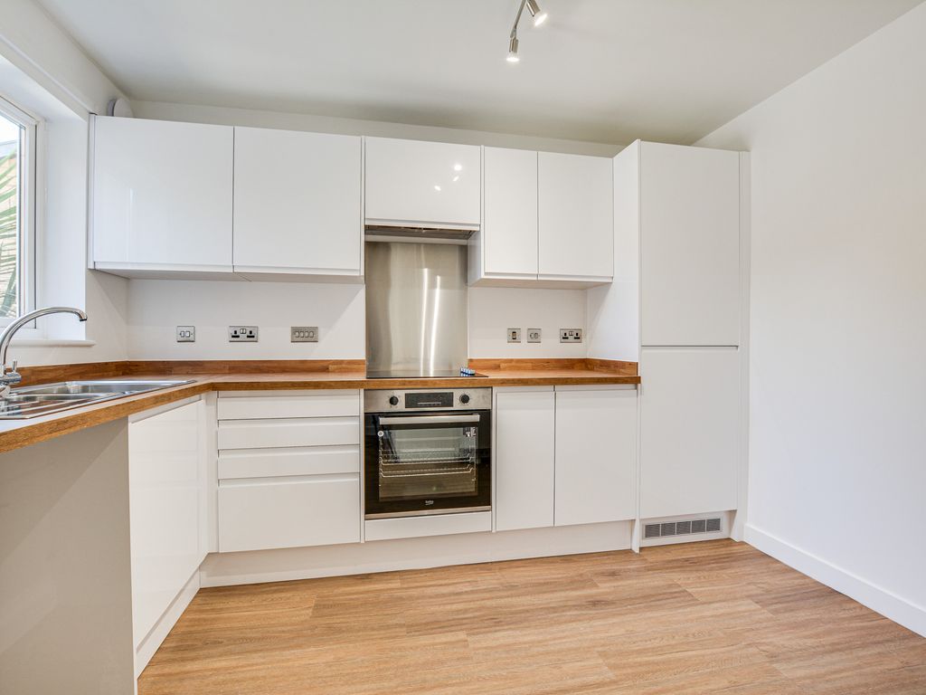 3 bed flat to rent in Wimbrick Court, Wirral CH46 Zoopla