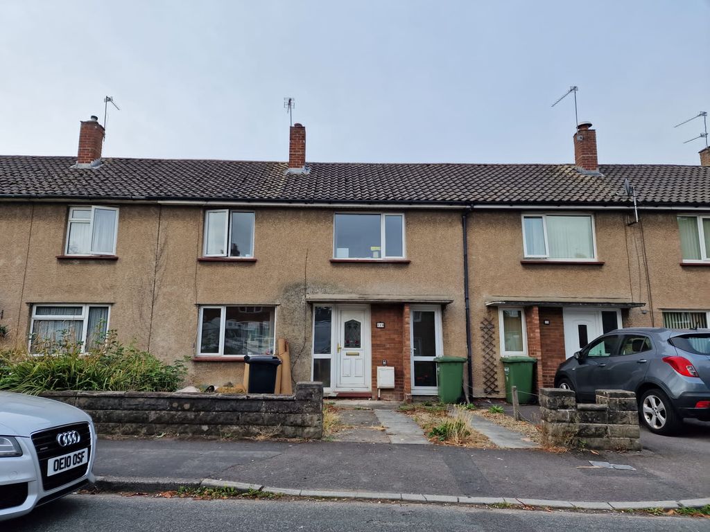 3 bed property to rent in Crescent, Downend, Bristol BS16 Zoopla