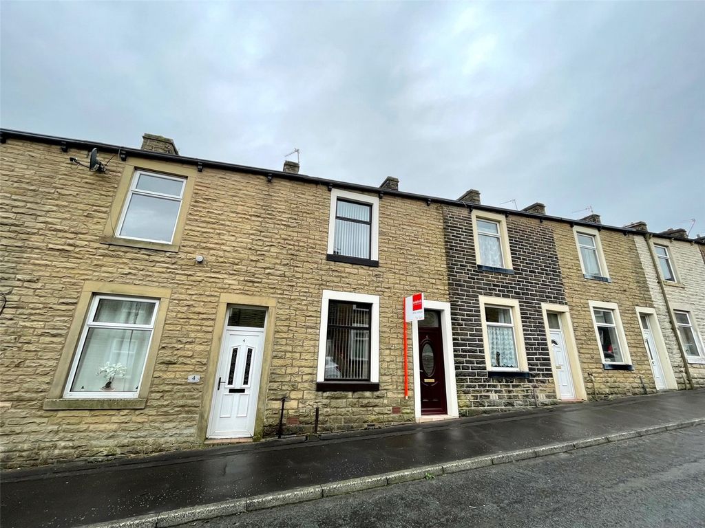 3 bed terraced house for sale in Cuerdale Street, Burnley BB10, £80,000 Zoopla