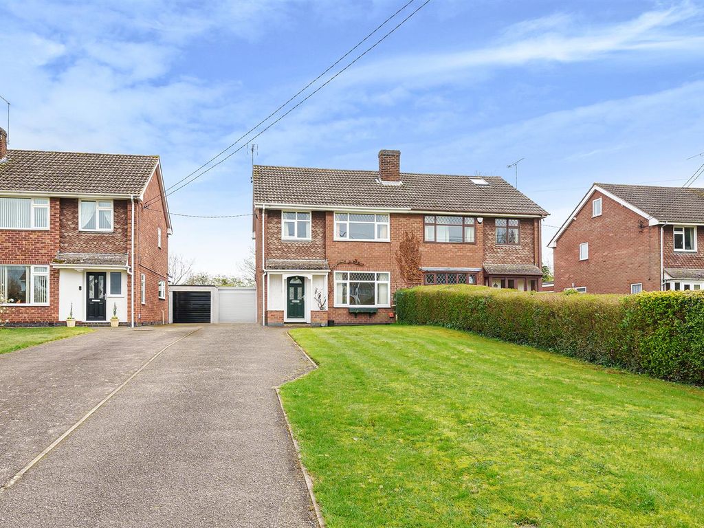 3 bed semidetached house for sale in Elkington Road, Yelvertoft