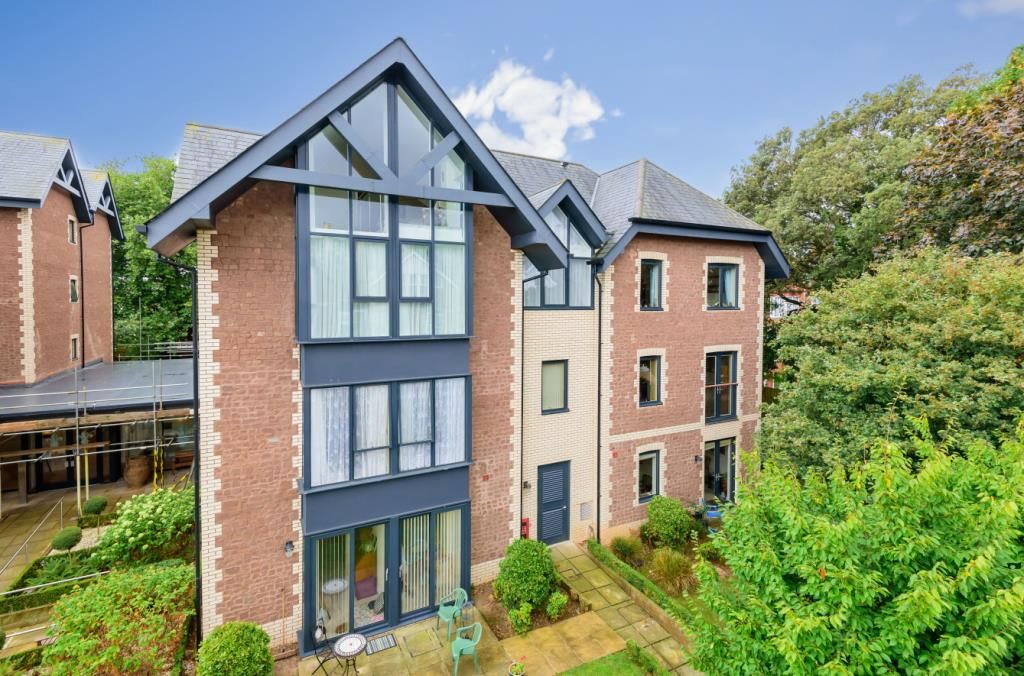 1 bed flat for sale in Courtland Road, Paignton, Devon TQ3 Zoopla