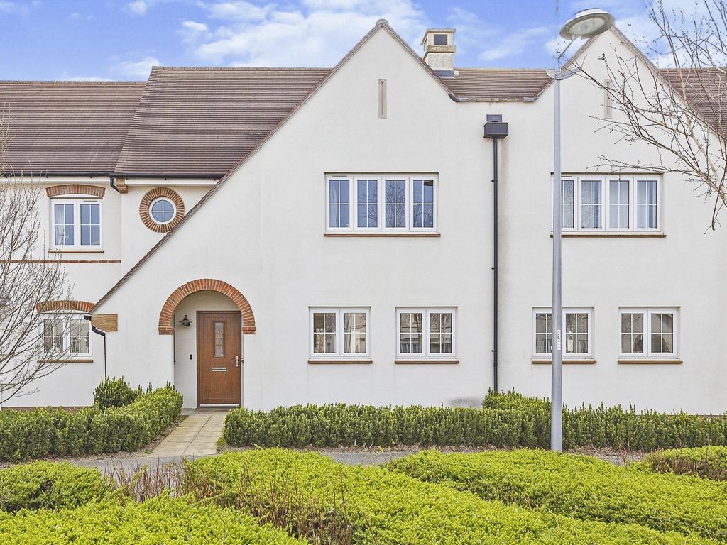 3 bed terraced house for sale in Holmbush End, Faygate, Horsham RH12 Zoopla