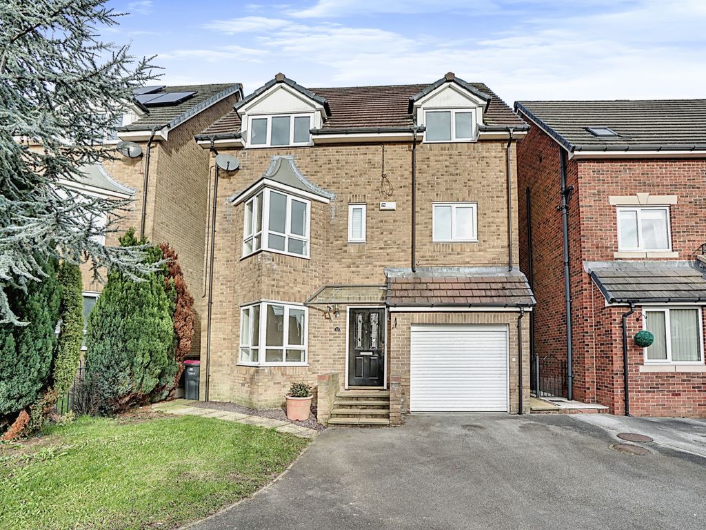 5 bed detached house for sale in Berry Drive, Kiveton Park, Sheffield