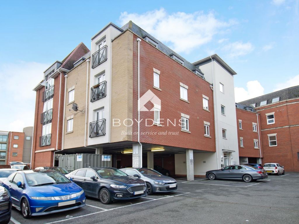 Priory Court, Crouch Street, Colchester CO3  