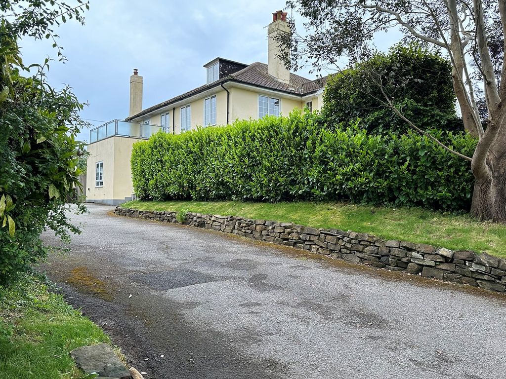 1 bed flat for sale in Broad Oak Lane, BexhillOnSea TN39, £230,000