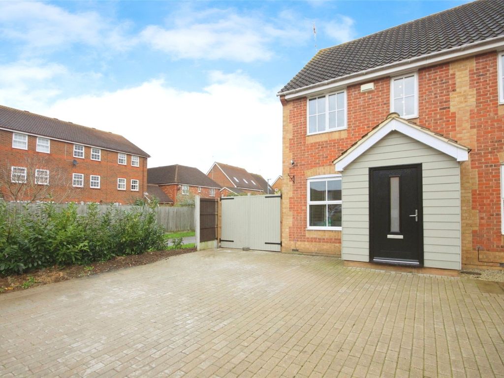 2 bed semidetached house for sale in Barra Glade, Wickford, Essex SS12
