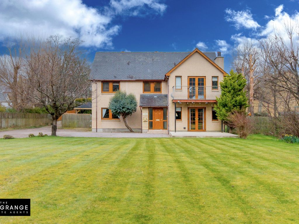 4 bed detached house for sale in Muirton Road, Lossiemouth IV31, £