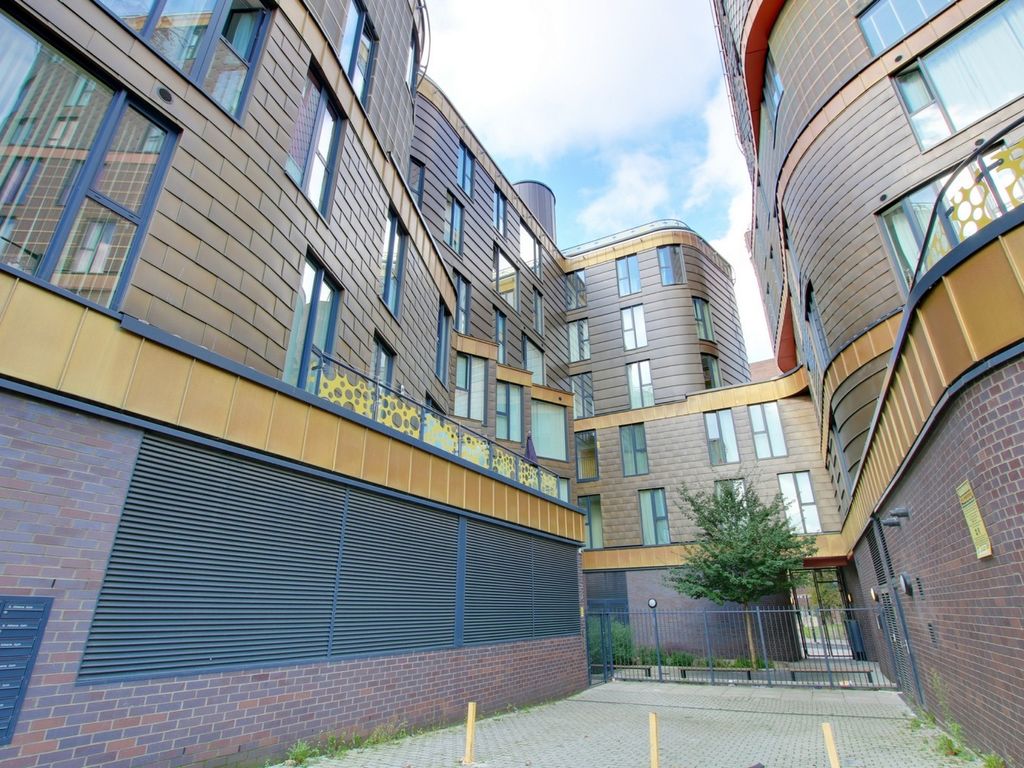 2 bed flat to rent in Station Road, Sidcup, Kent DA15 Zoopla