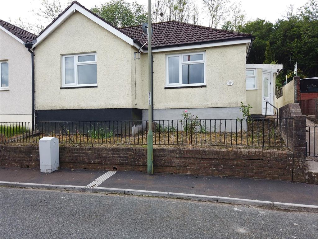 2 bed semidetached bungalow for sale in Cefn Ilan Road, Abertridwr